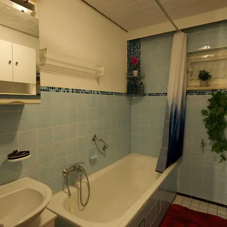 Stilvolle 4 Oase Mit Kunst Ruhe 500 Qm Privatgarten Und Highspeed Wlan (adults Only) Apartmán Grainet