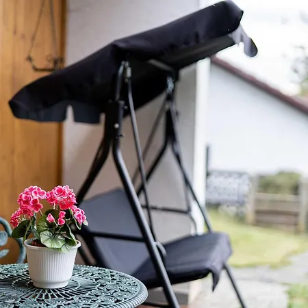 Apartmán Stilvolle 4 Oase Mit Kunst Ruhe 500 Qm Privatgarten Und Highspeed Wlan (adults Only) Grainet