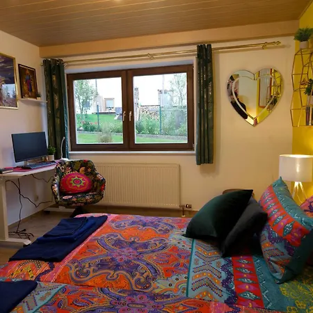 Stilvolle 4 Oase Mit Kunst Ruhe 500 Qm Privatgarten Und Highspeed Wlan (adults Only) * Grainet