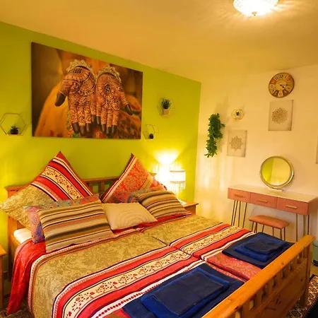 Stilvolle 4 Oase Mit Kunst Ruhe 500 Qm Privatgarten Und Highspeed Wlan (adults Only)